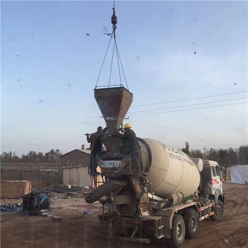 吉安县“精准瞄准”—— 吊车的 “定位导航” 技术